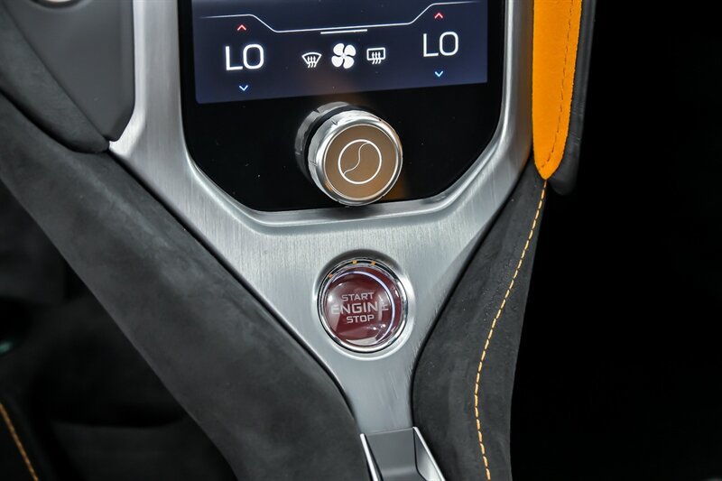 Used 2024 McLaren 750S Spider photo 35