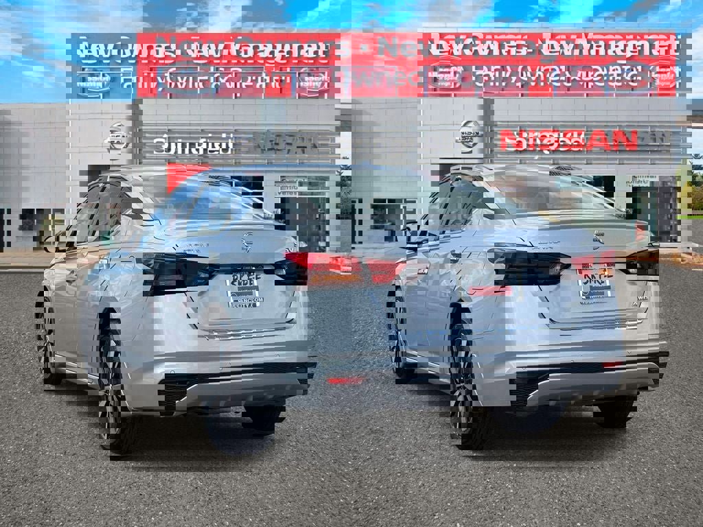 2022 Nissan Altima 2.5 SV