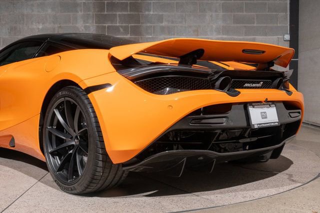 Used 2019 McLaren 720S Performance photo 35