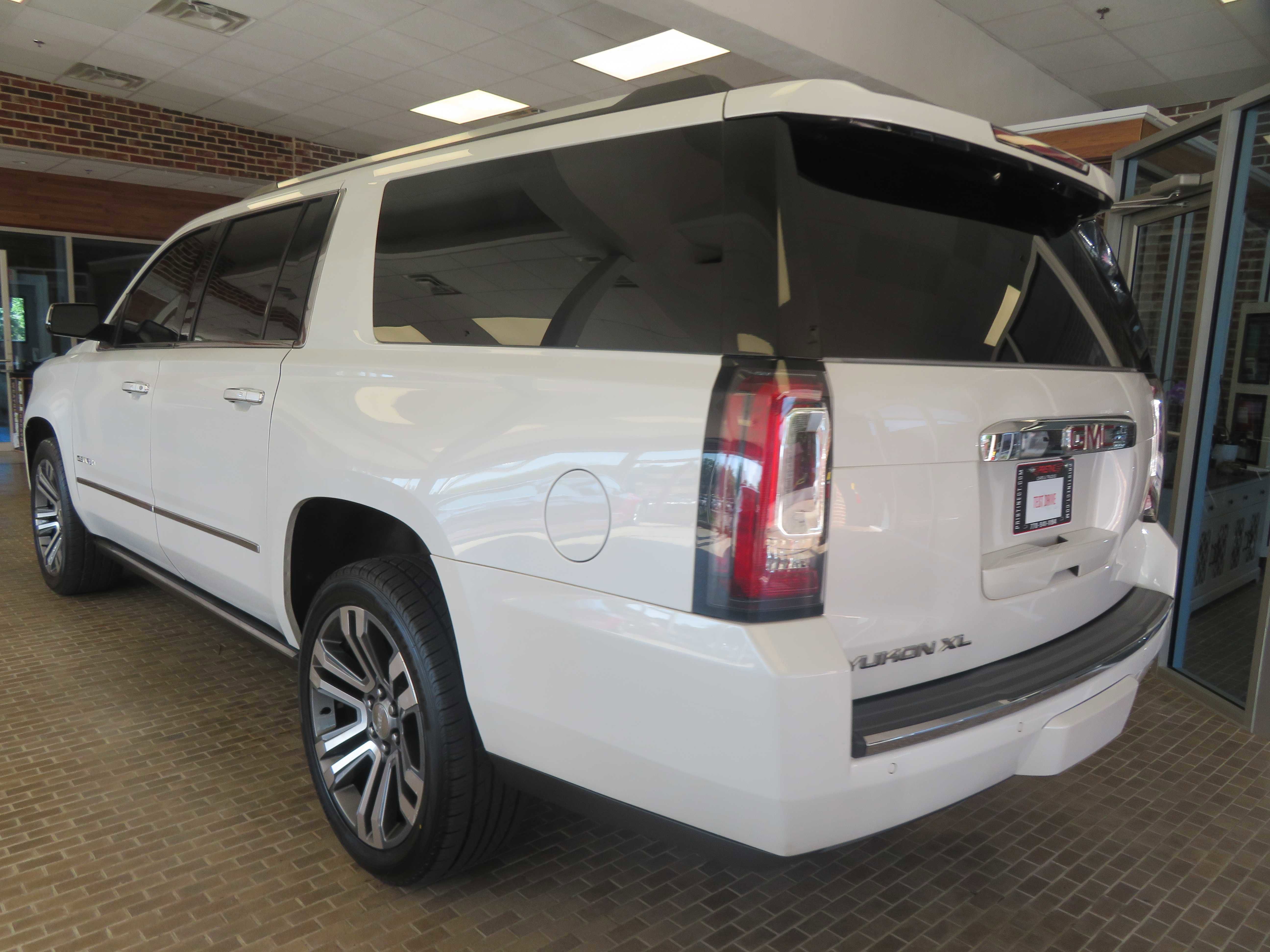 2017 GMC Yukon XL Denali