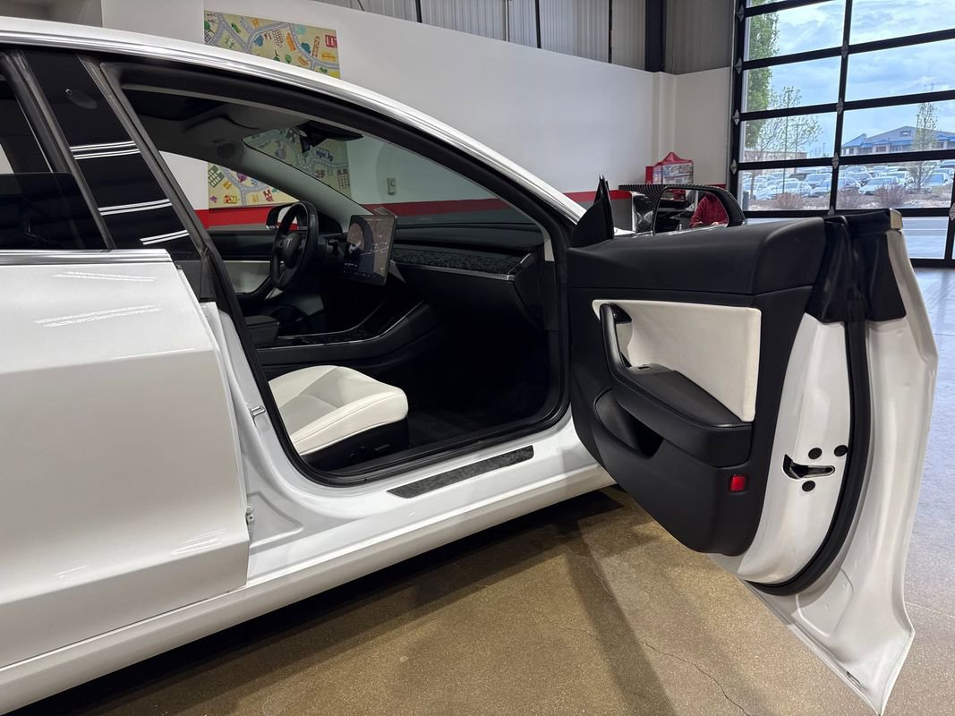 2020 Tesla Model 3 Performance