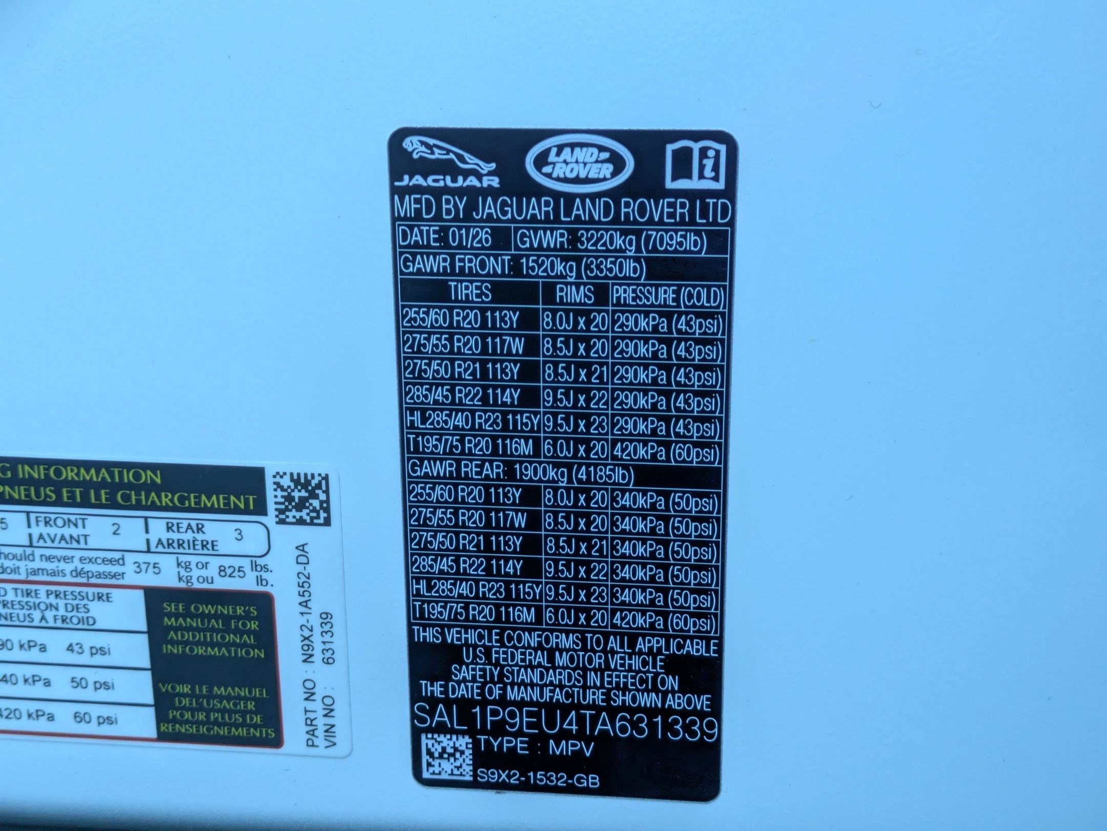 2026 Land Rover Range Rover Sport SE