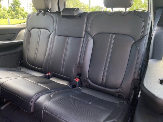 2024 Jeep Wagoneer 2WD