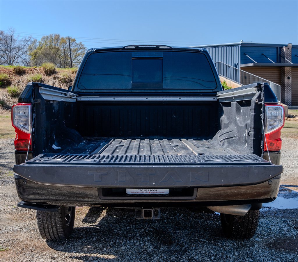 2017 Nissan Titan Platinum Reserve
