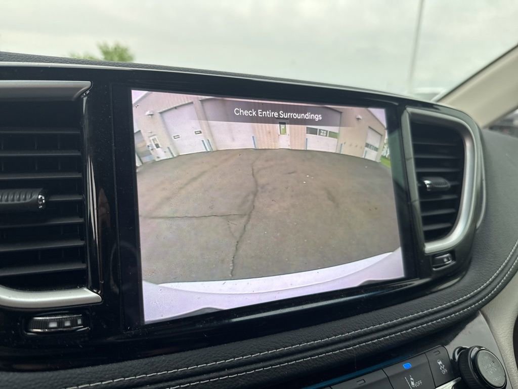 2022 Chrysler Pacifica Touring-L