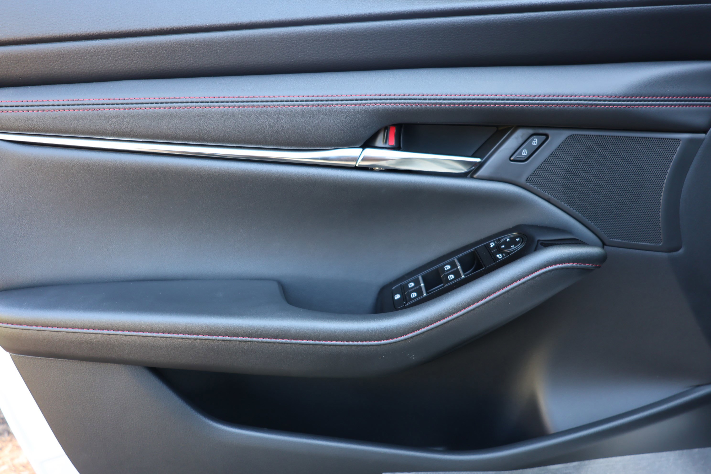 2026 MAZDA Mazda3 Carbon