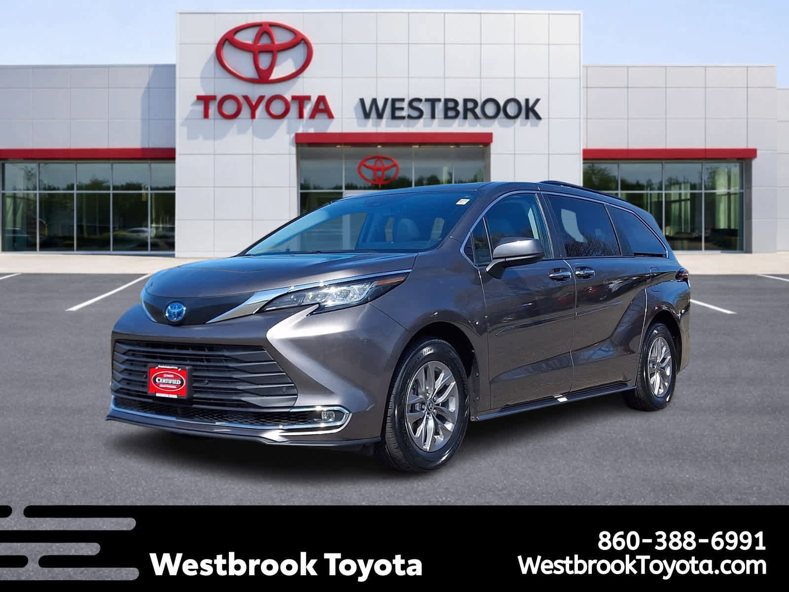 Used 2023 Toyota Sienna XLE