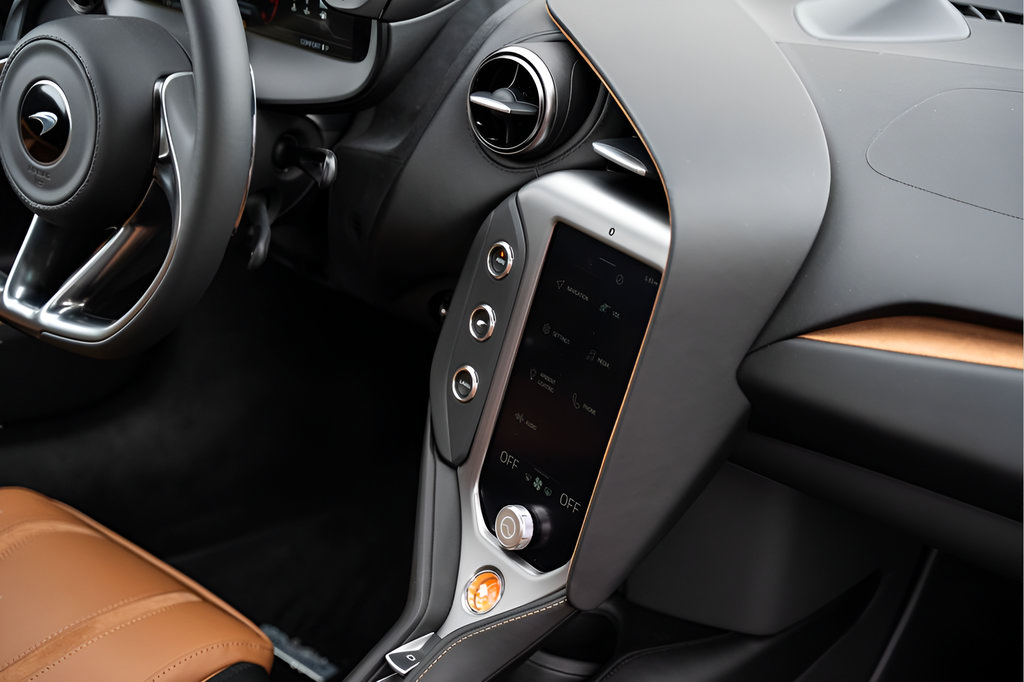 New 2027 McLaren 750S Spider photo 48