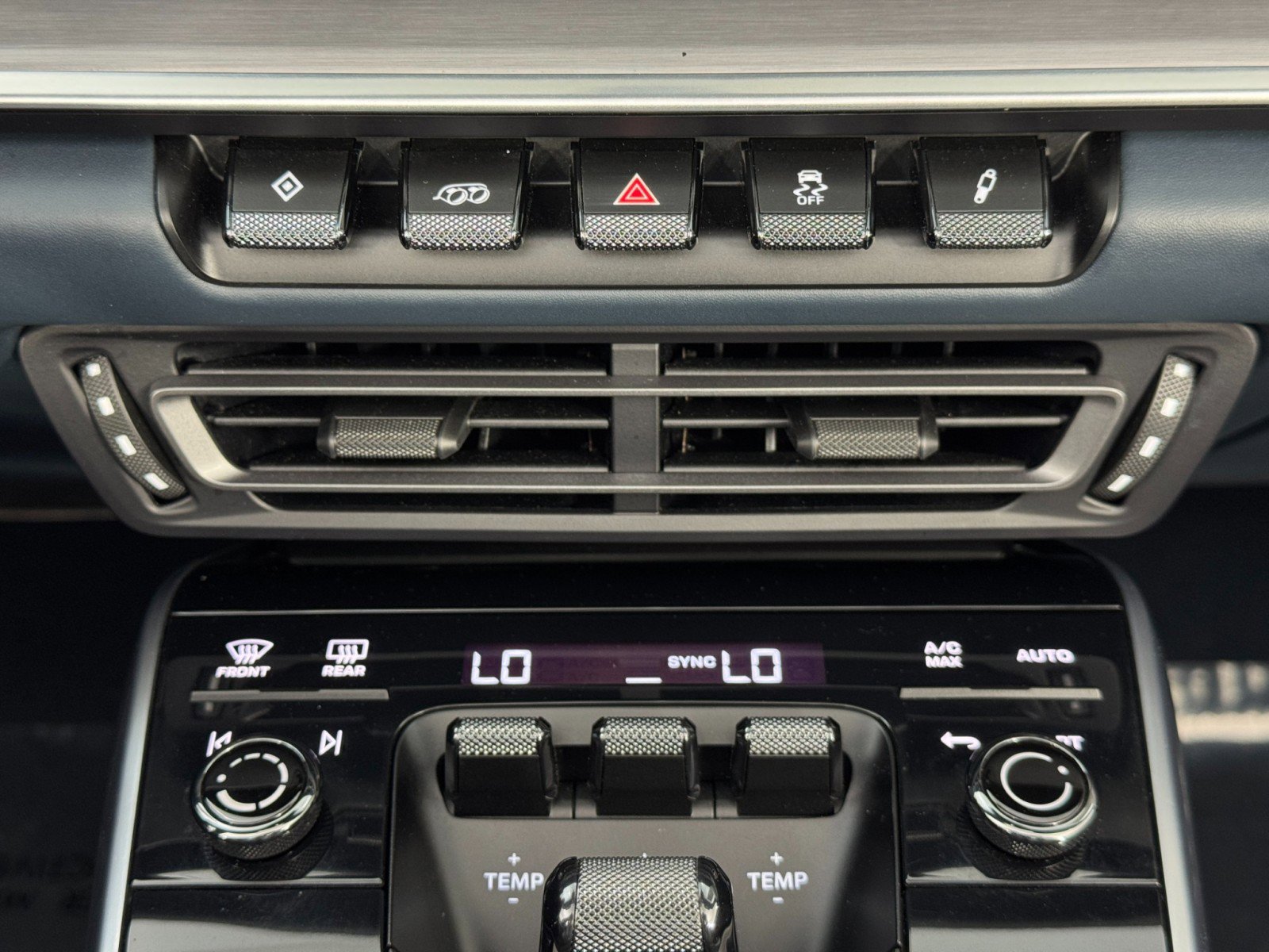 2022 Porsche 911 Carrera