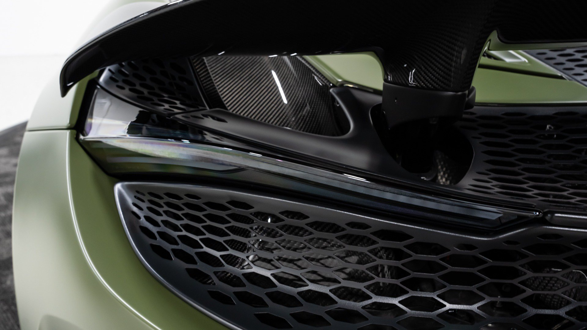 Used 2026 McLaren 750S Spider photo 33