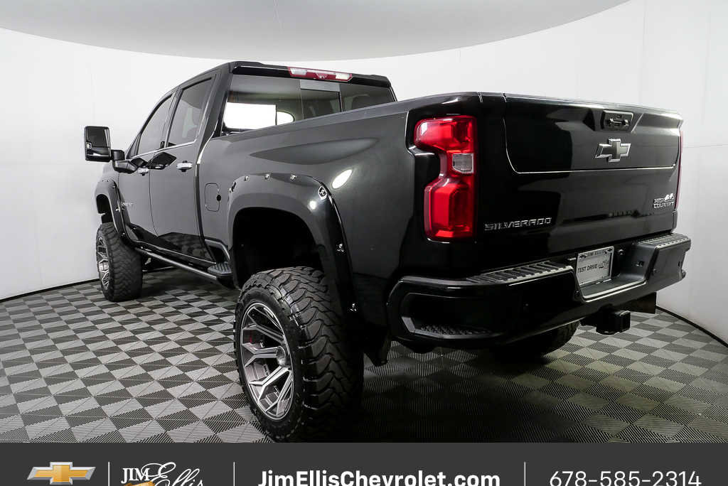 2022 Chevrolet Silverado 2500 High Country