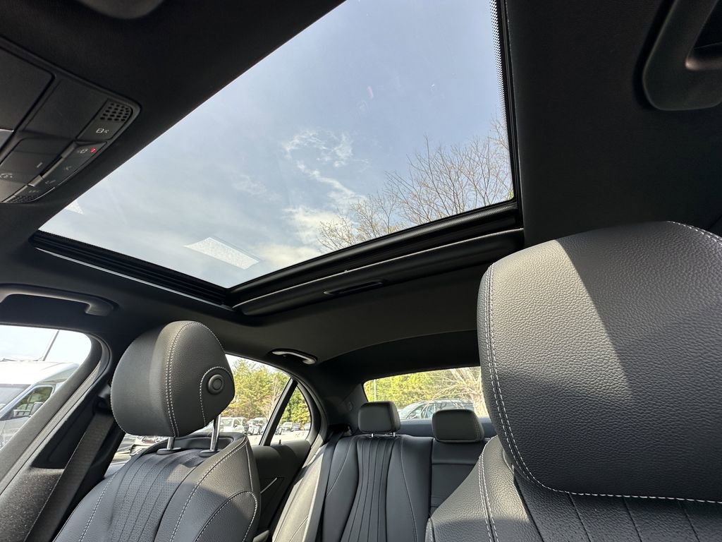 2022 Mercedes-Benz E 350 4MATIC Sedan