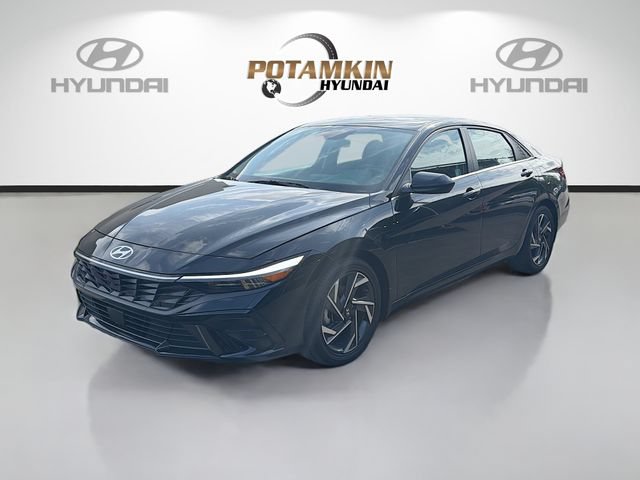 Certified 2025 Hyundai Elantra SEL