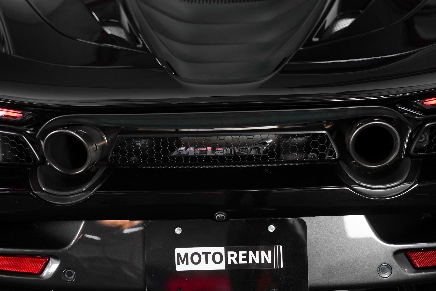 Used 2020 McLaren 720S Luxury photo 22