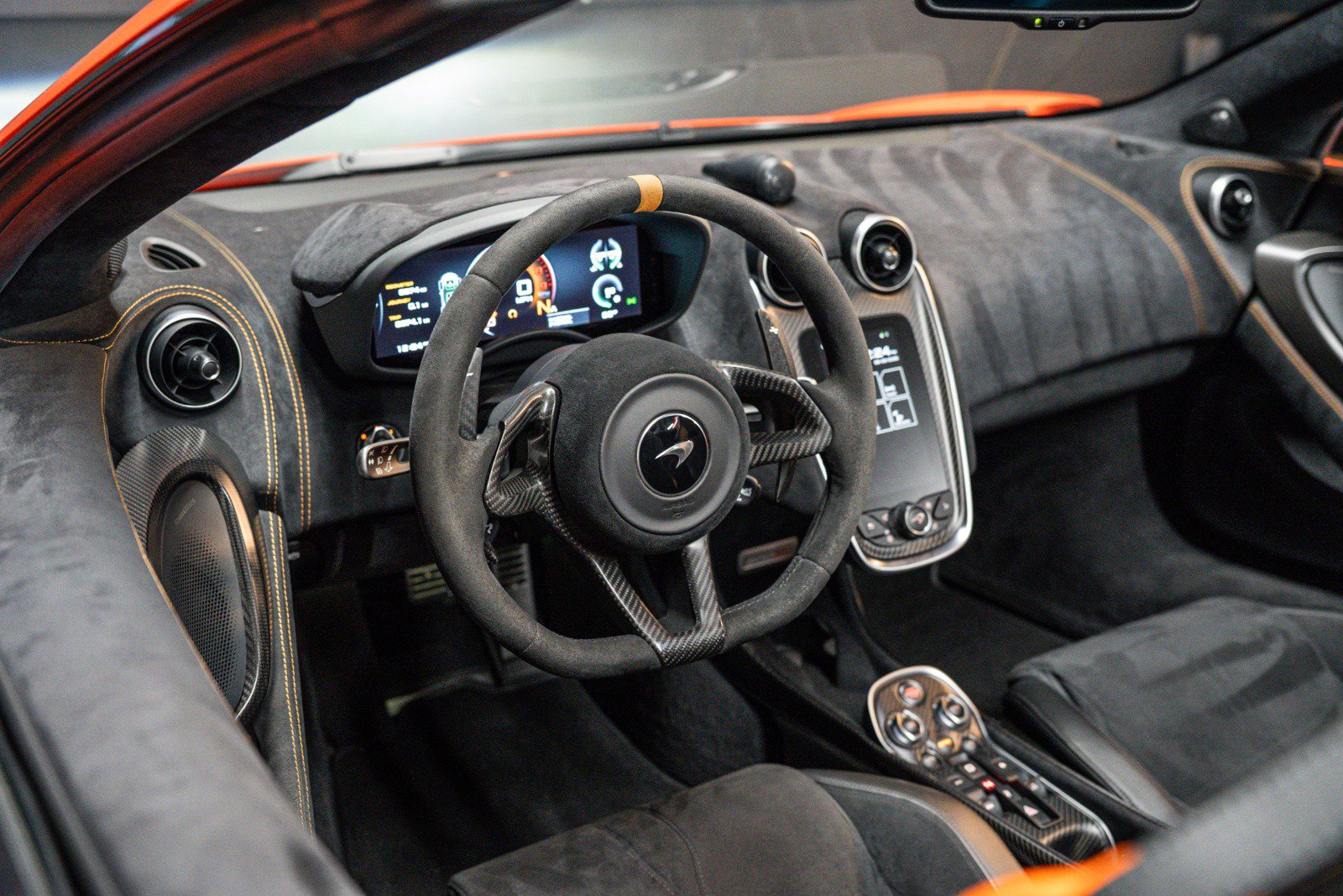 Used 2020 McLaren 600LT Spider photo 7