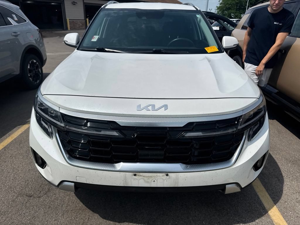 Used 2024 Kia Seltos SX