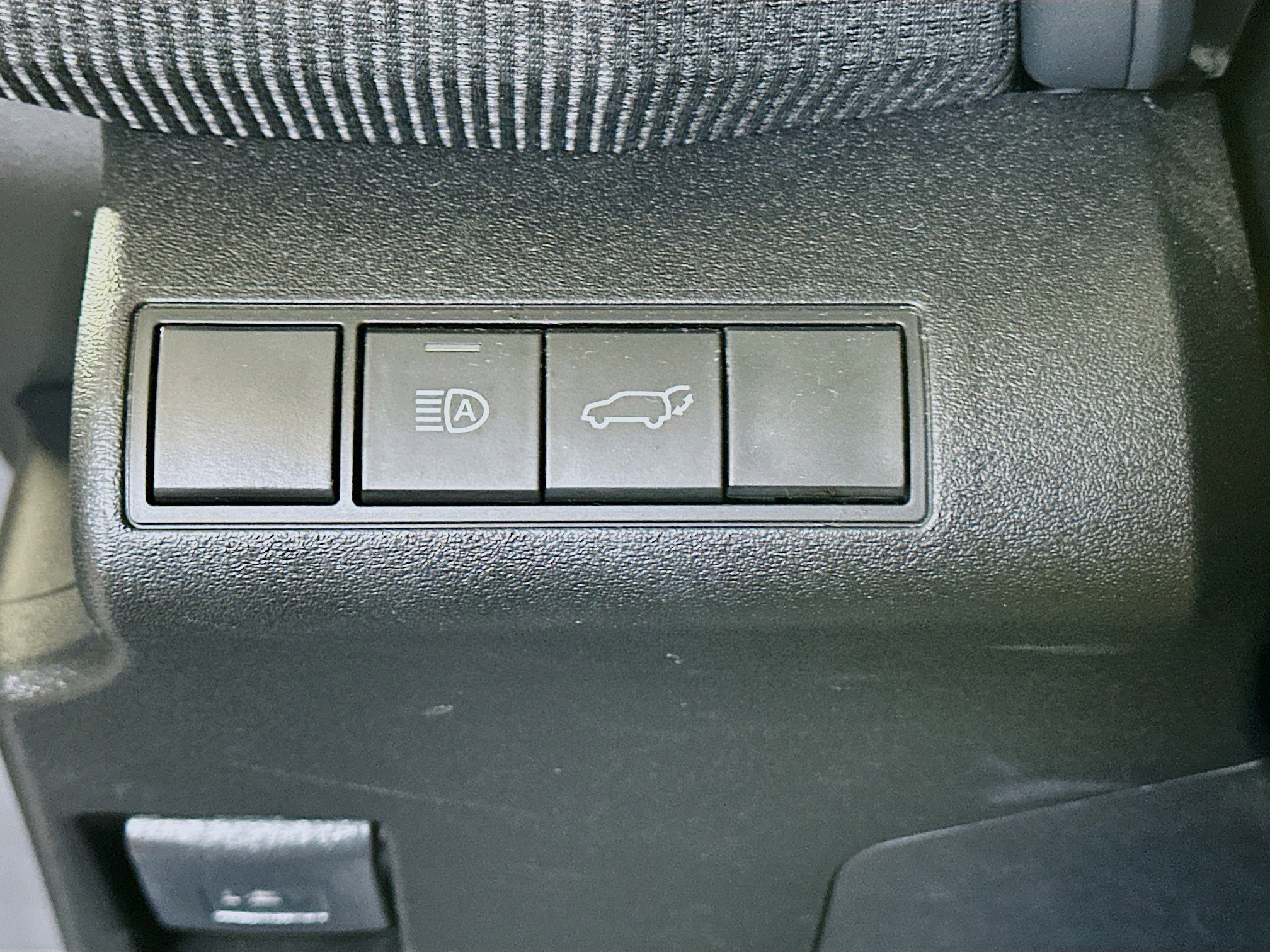 2023 Toyota bZ4X Limited