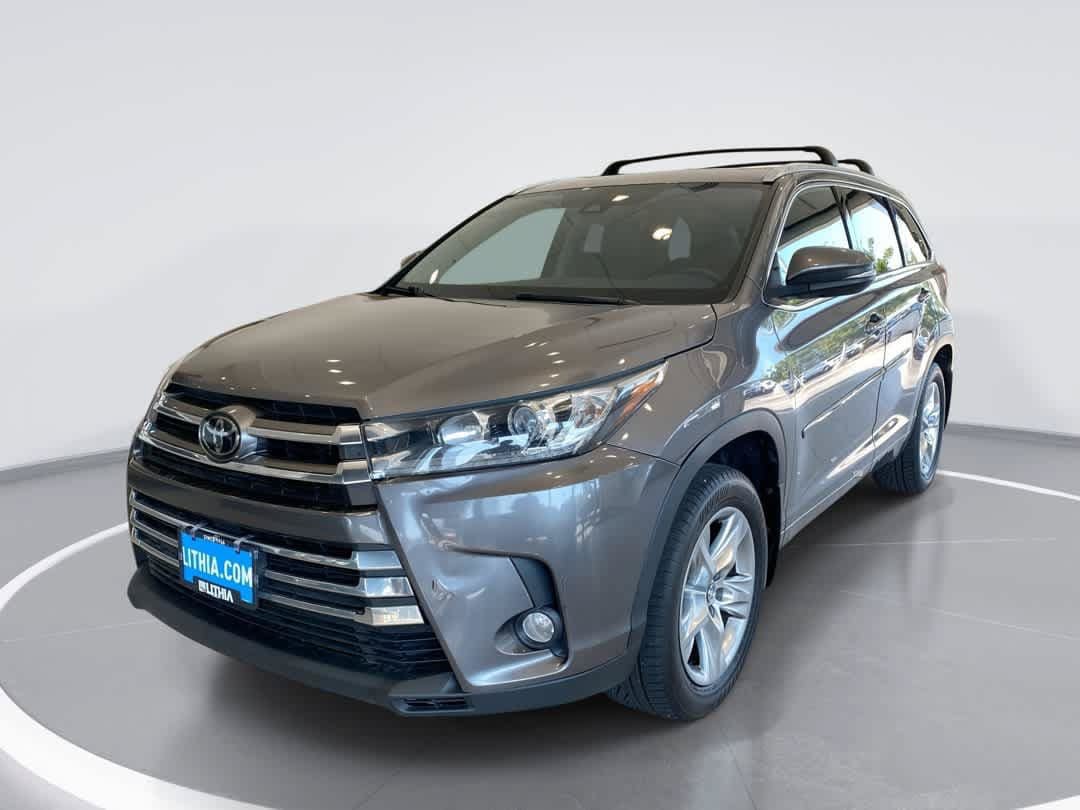 Used 2017 Toyota Highlander Limited