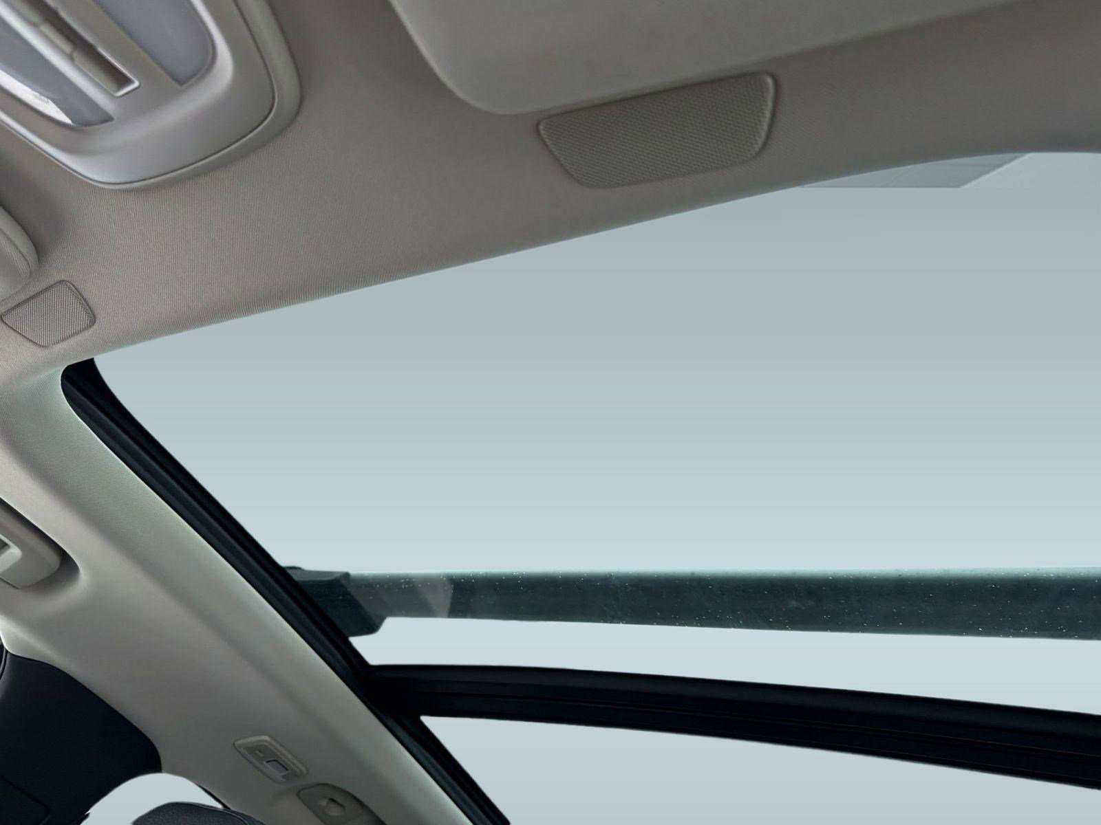 2023 Volvo Xc90 B6 Plus