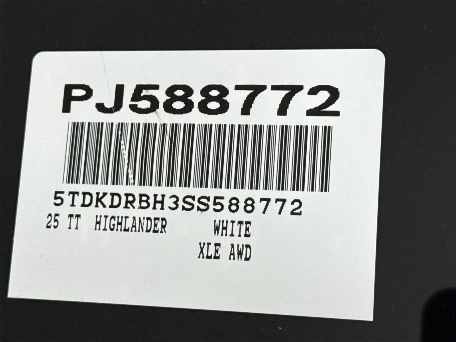 2025 Toyota Highlander XLE