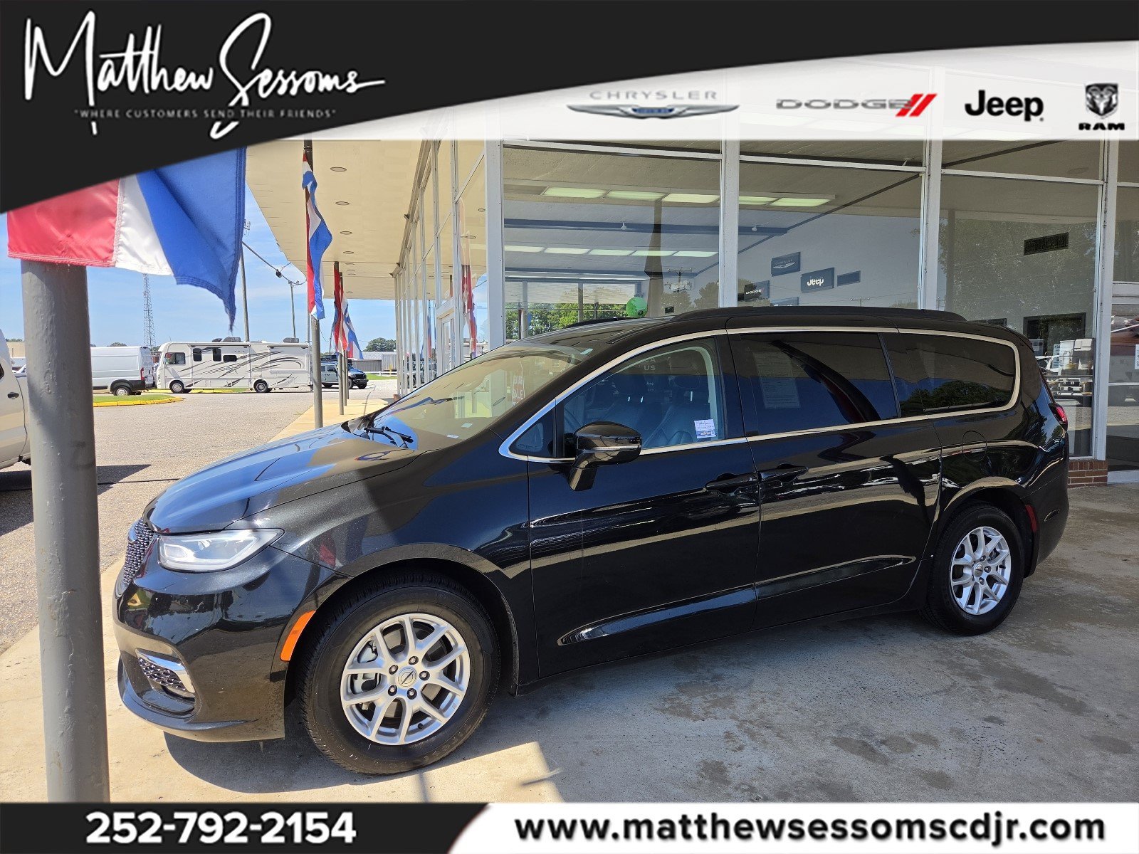 Used 2022 Chrysler Pacifica Touring-L