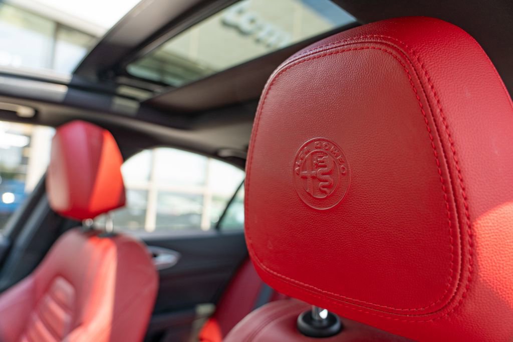 2022 Alfa Romeo Giulia Veloce