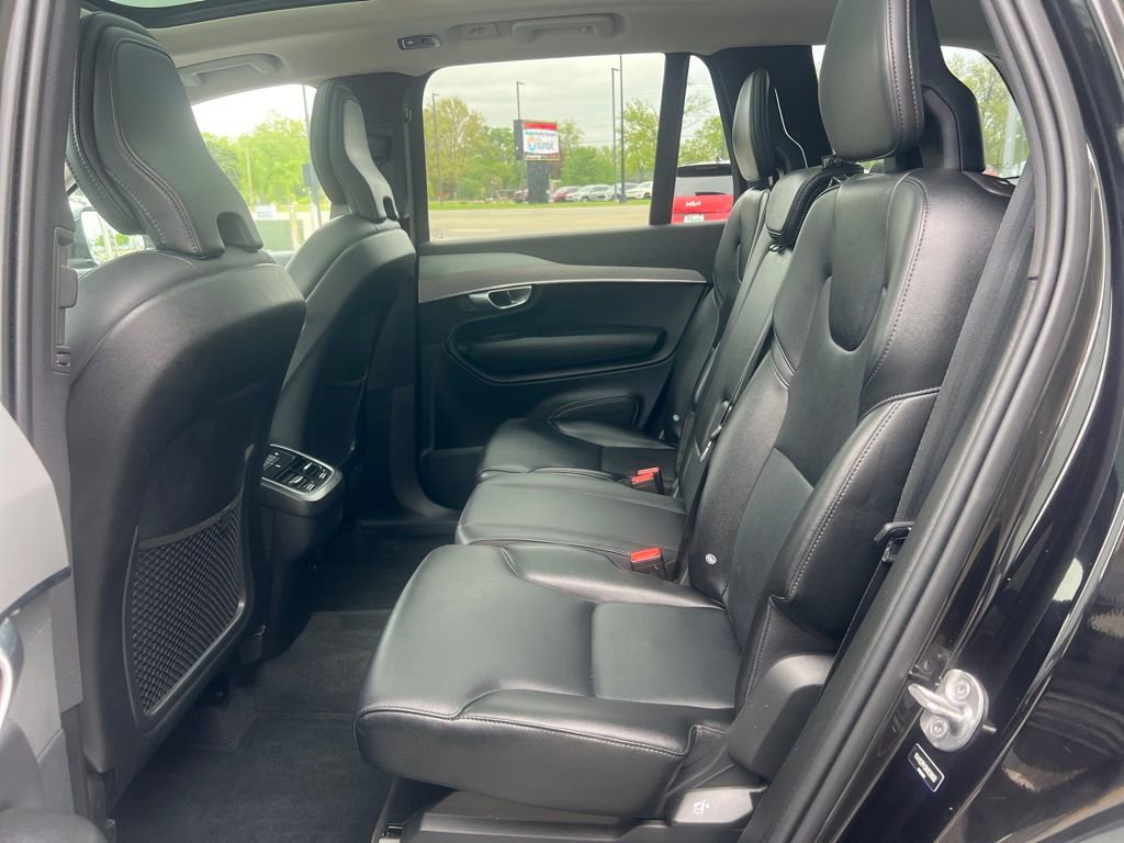 2022 Volvo Xc90 T5 Momentum