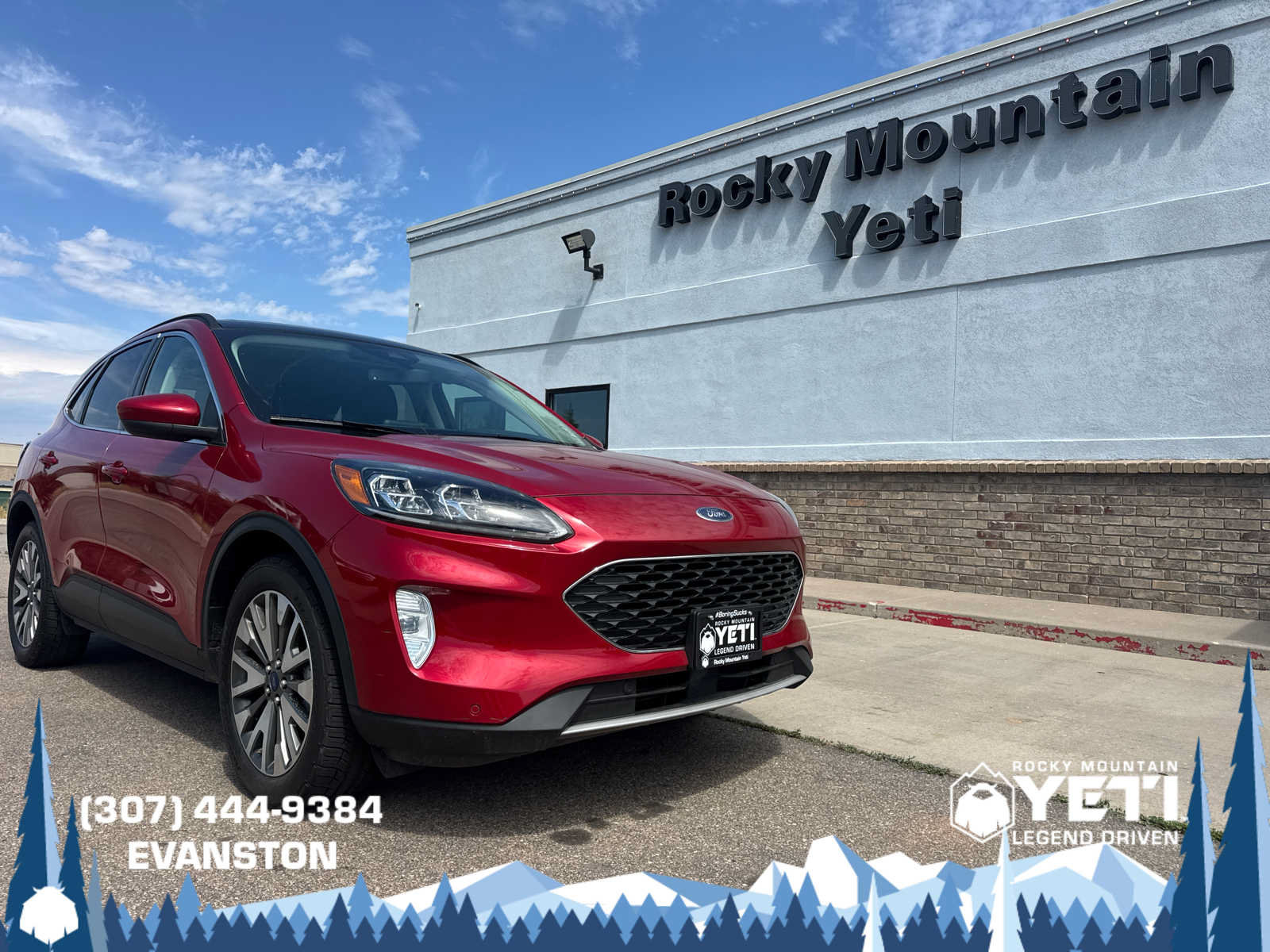 Used 2022 Ford Escape Titanium w/ Class II Trailer Tow Package