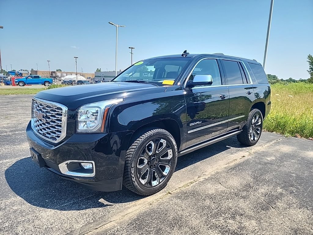 Used 2020 GMC Yukon Denali w/ Denali Ultimate Black Edition