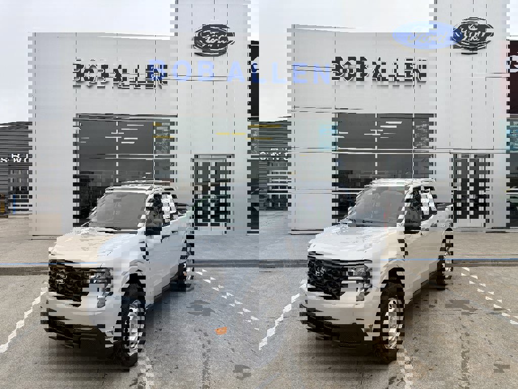 Used 2025 Ford Maverick XL