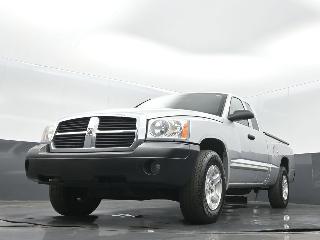 2005 Dodge Dakota SLT