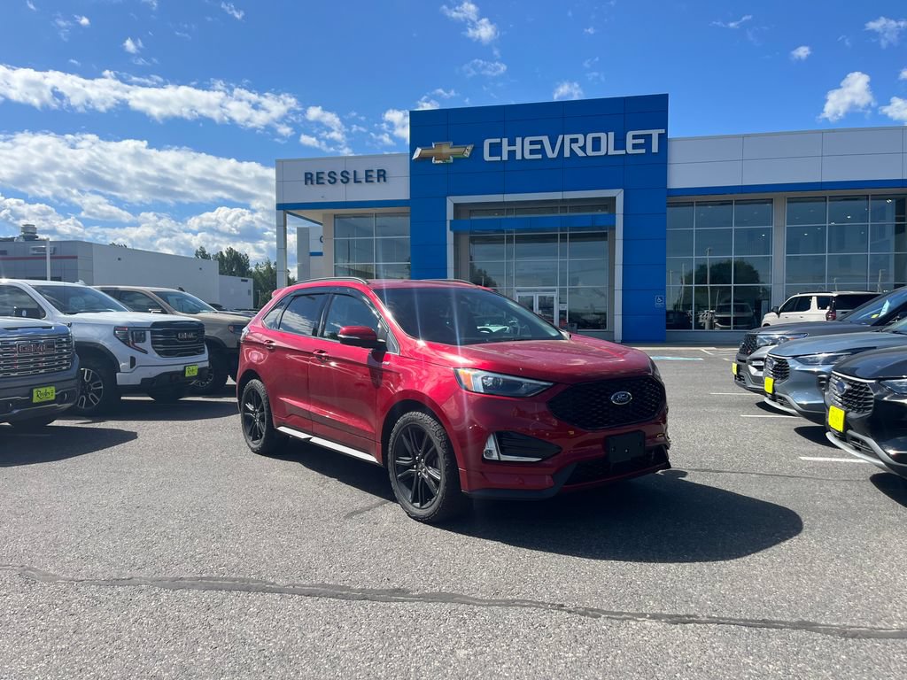 Used 2020 Ford Edge ST-Line w/ Cold Weather Package