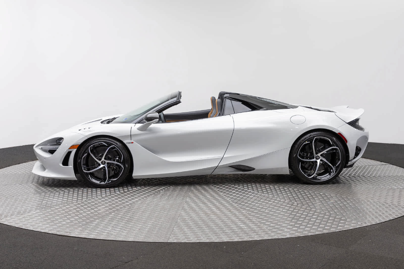 New 2027 McLaren 750S Spider 3