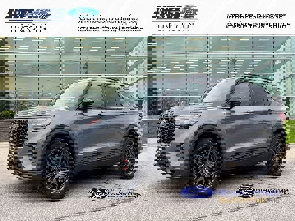 Certified 2025 Ford Explorer ST-Line w/ ST-Line Street Pack