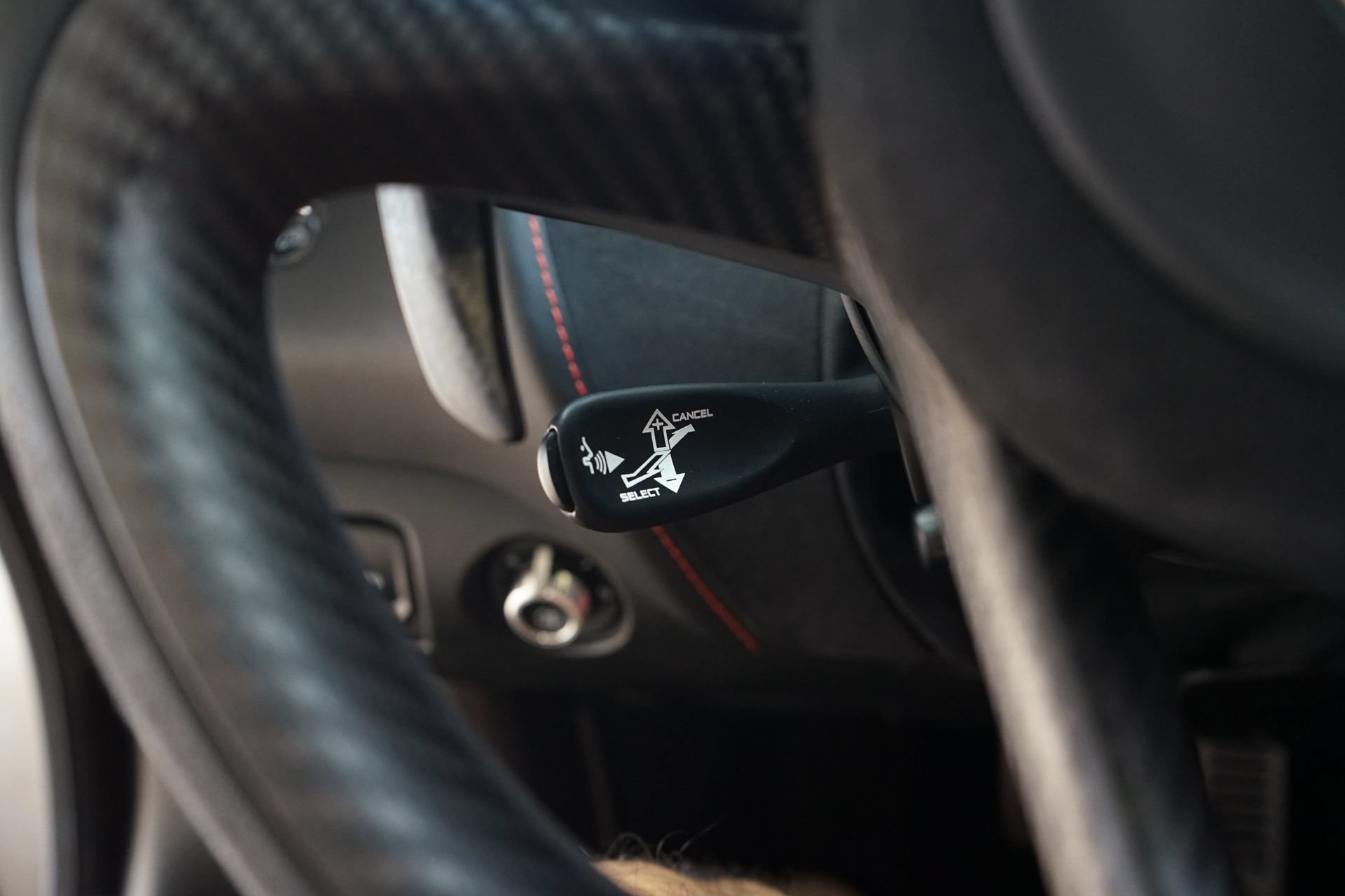 Used 2018 McLaren 720S Performance photo 35