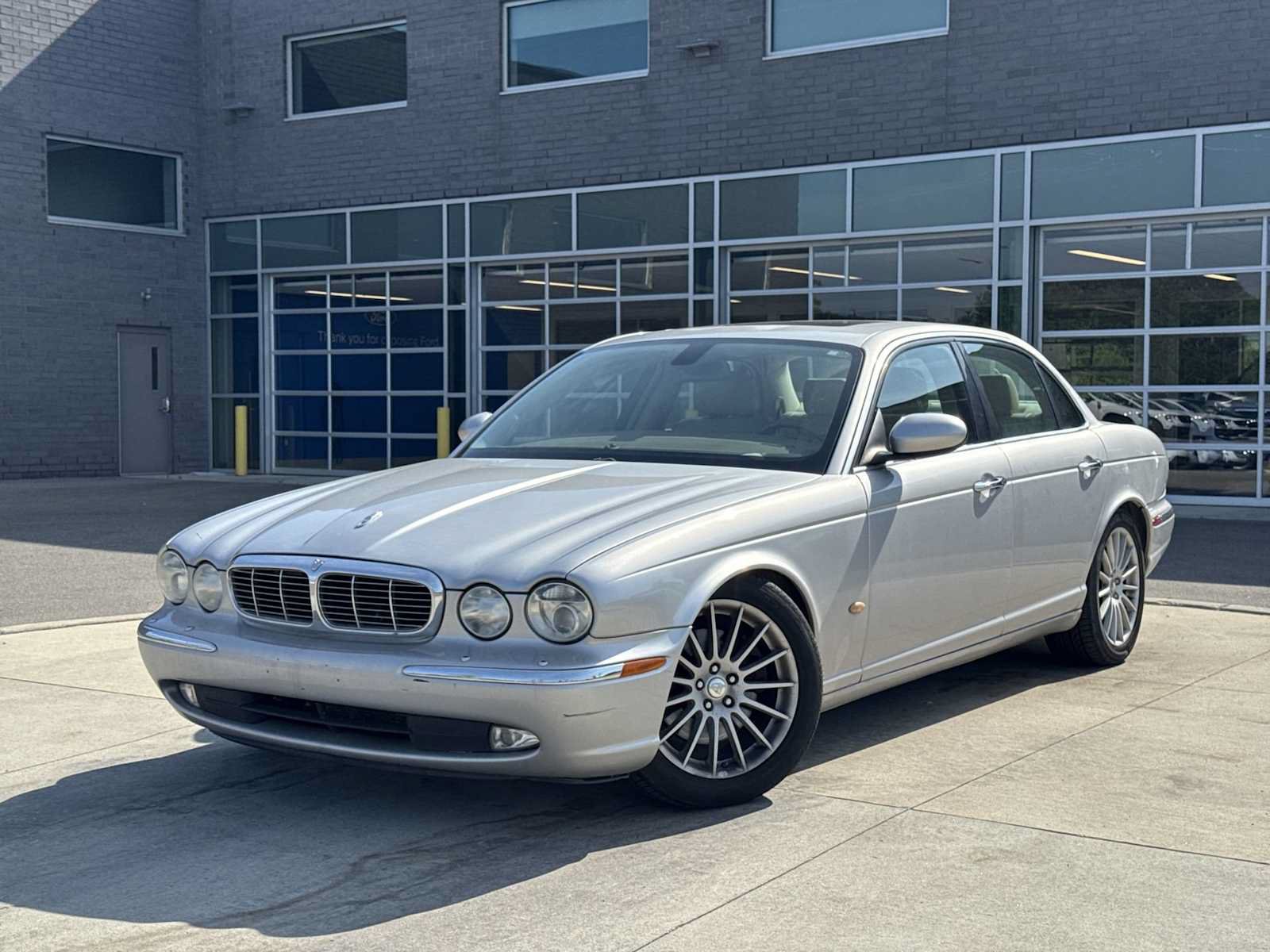 Used 2006 Jaguar XJ8 for Sale Near Me - Autotrader