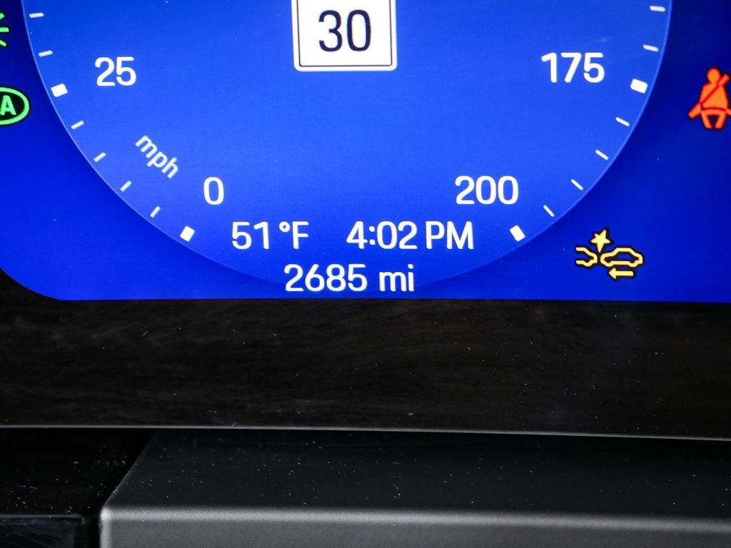 2025 Porsche Macan 4 Electric