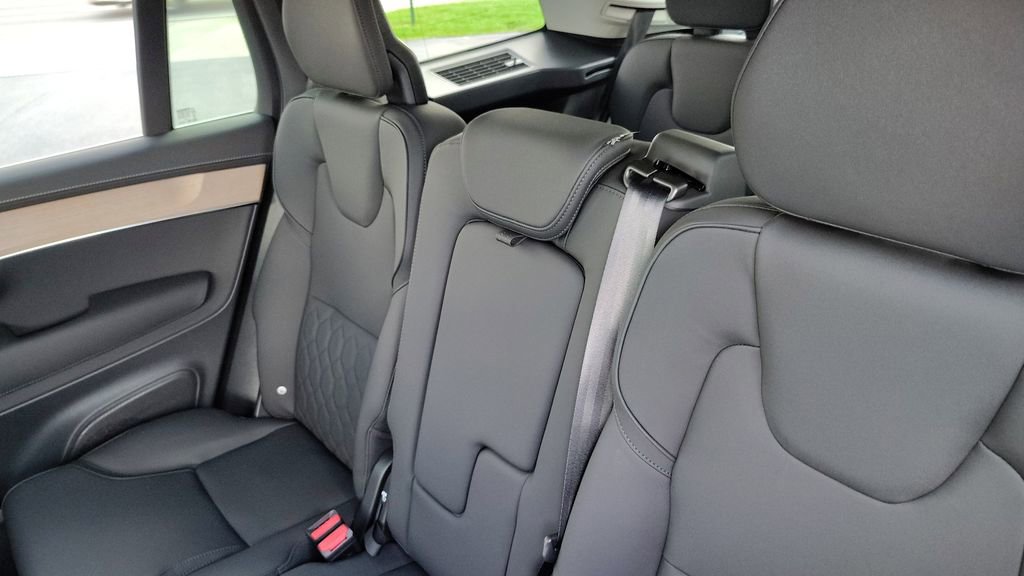 2026 Volvo Xc90 B6 Plus