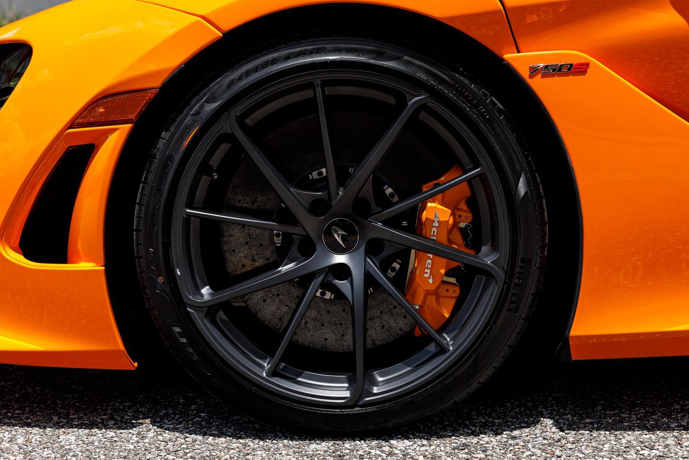 New 2027 McLaren 750S photo 31