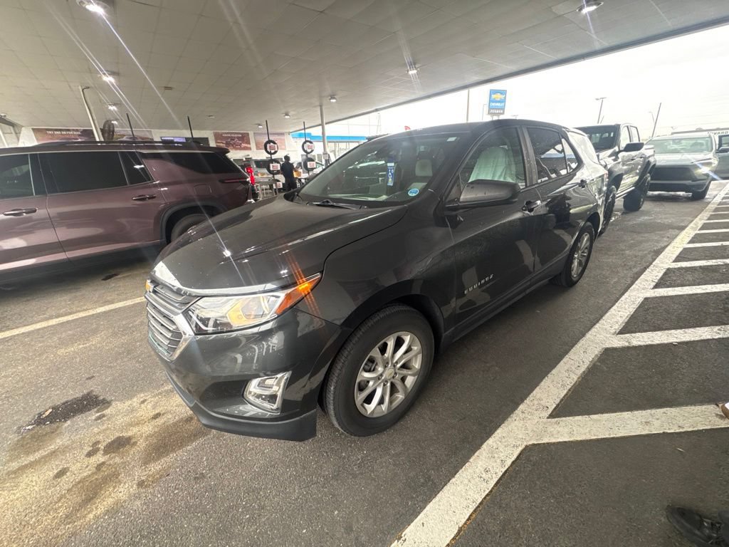 Used 2021 Chevrolet Equinox LS w/ LS Convenience Package