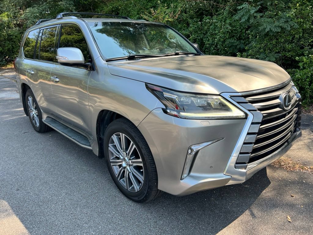 Used 2017 Lexus LX 570 4WD w/ Luxury Package
