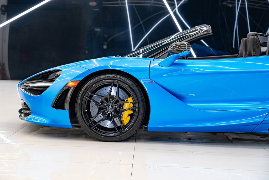 Used 2020 McLaren 720S Spider photo 11