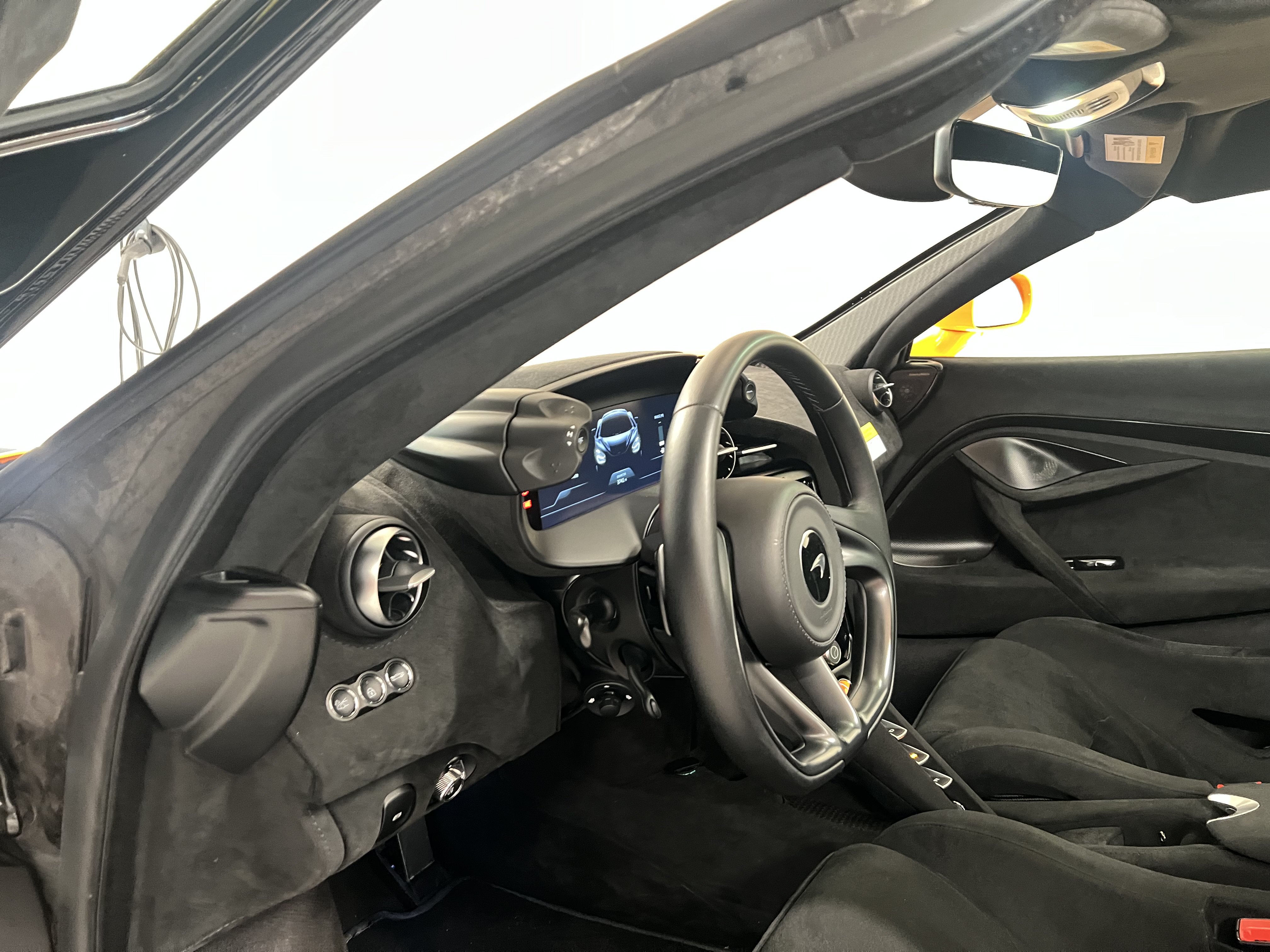 Used 2025 McLaren 750S 3