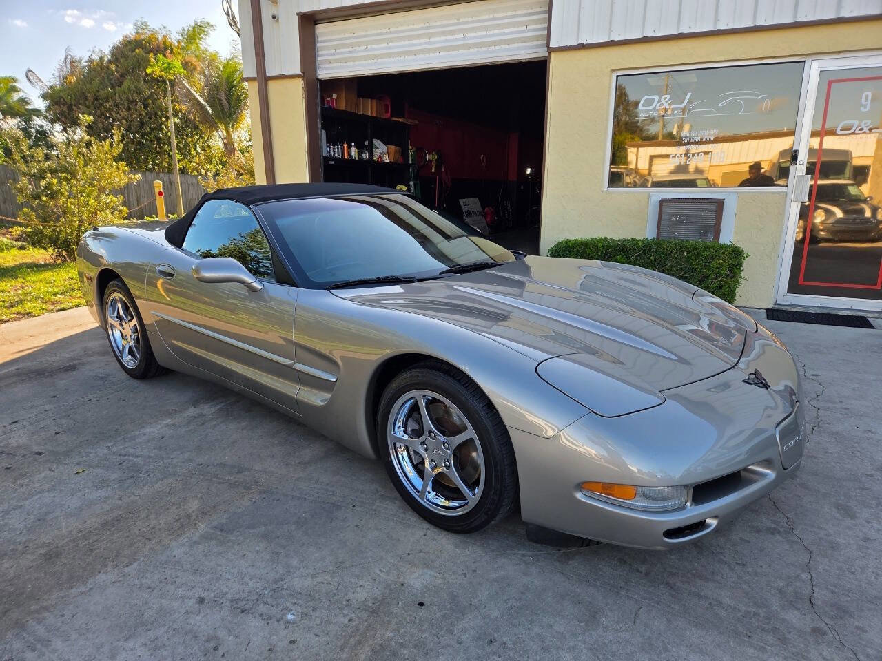 Used 2001 Chevrolet Corvette Convertible w/ Preferred Equipment Group2