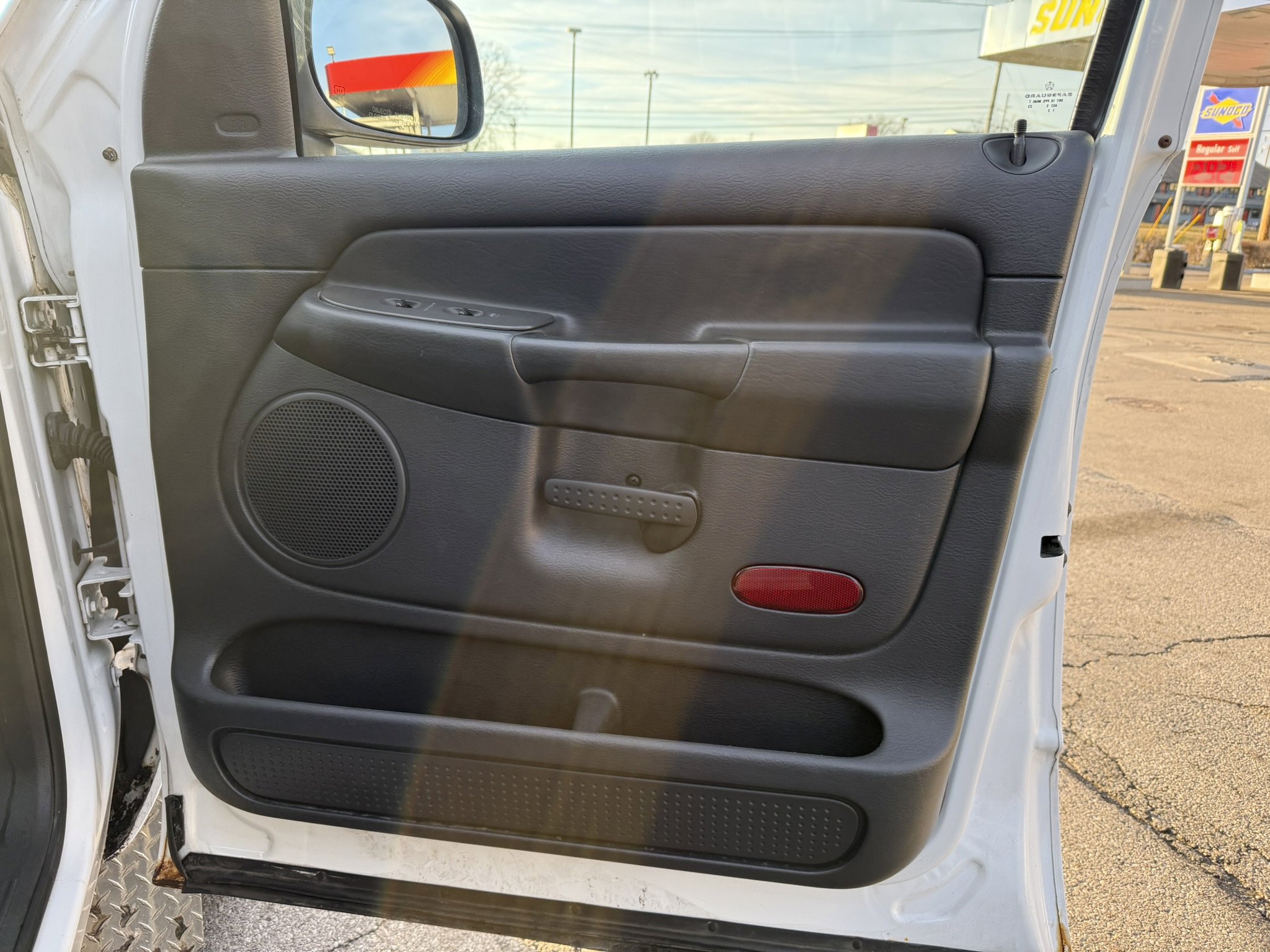 2005 Dodge Ram 1500 Truck SLT