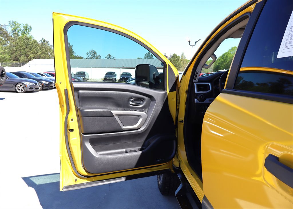 2016 Nissan Titan PRO-4X