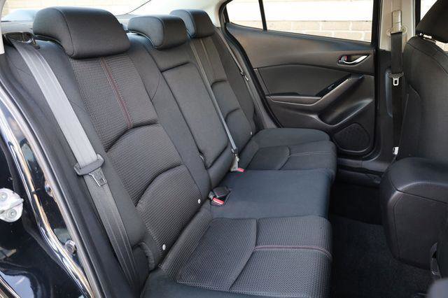 2017 MAZDA Mazda3 Sport