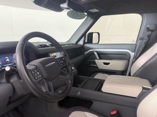 2023 Land Rover Defender 110 X-Dynamic SE