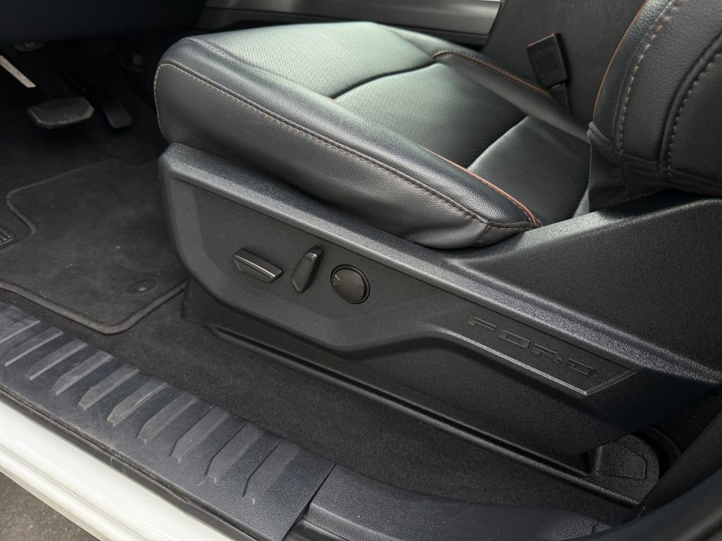 2025 Ford F350 Lariat