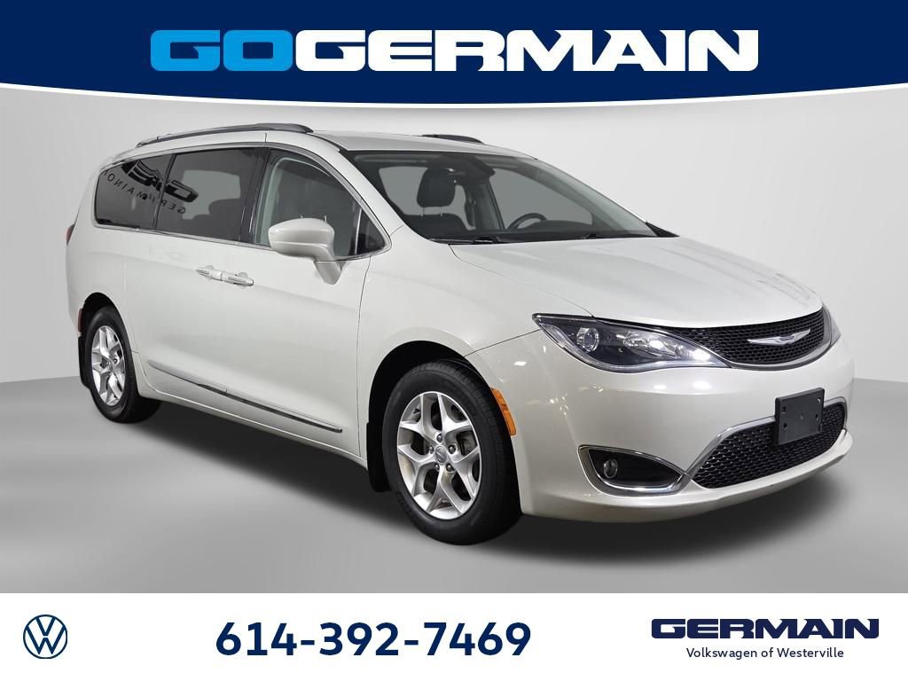 2017 Chrysler Pacifica Touring-L Plus